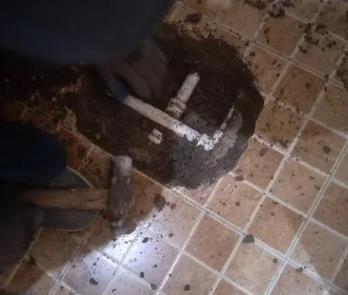 剑阁卫生间漏水维修公司为您分享下卫生间渗水如何处理及注意事项