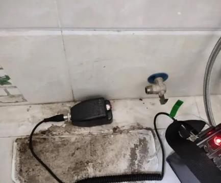 剑阁屋顶漏水维修公司分享下卫生间漏水的危害及解决方法